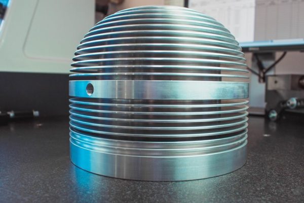 Radiateur luminaire réalisé par MPI